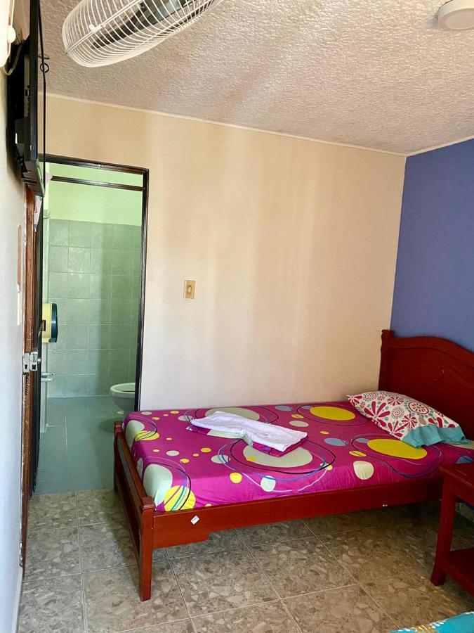 Hotel Mansion Real Bucaramanga Bagian luar foto